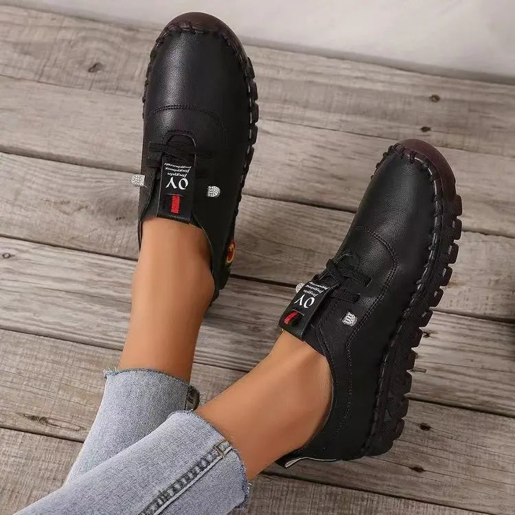 Women's orthopedic sneakers